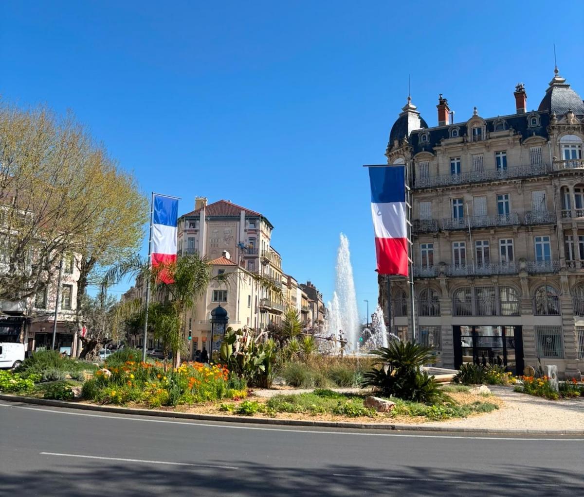Grand Appartement De 100M2 -Allee Paul Riquet Beziers - 4Chambres - Wifi- Tv Connectee 外观 照片