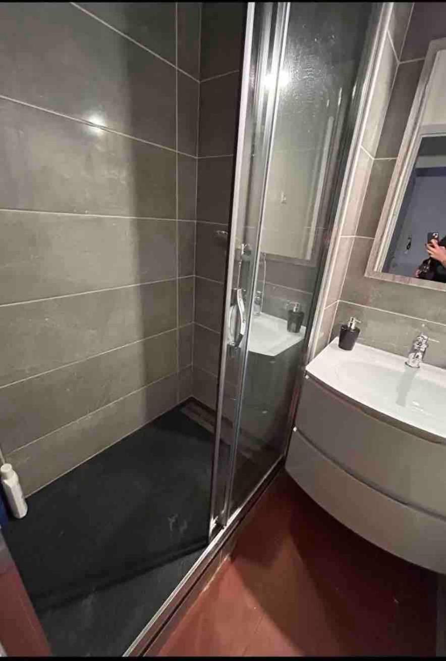 Grand Appartement De 100M2 -Allee Paul Riquet Beziers - 4Chambres - Wifi- Tv Connectee 外观 照片