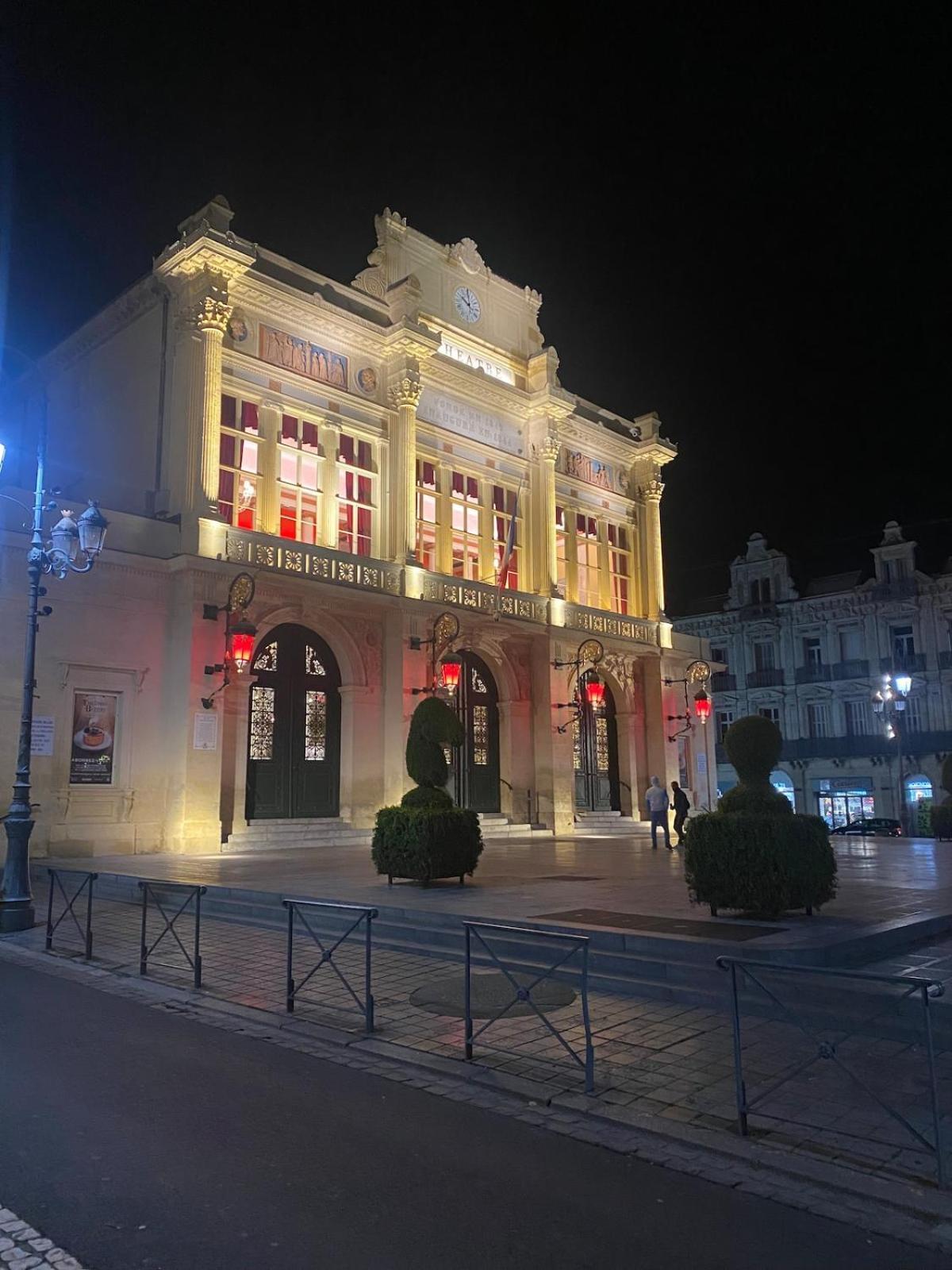 Grand Appartement De 100M2 -Allee Paul Riquet Beziers - 4Chambres - Wifi- Tv Connectee 外观 照片
